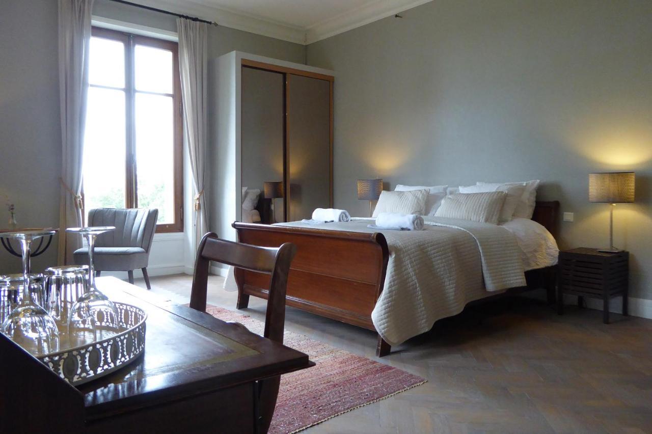 Chateau Breduriere Moutiers-sur-le-Lay Bagian luar foto